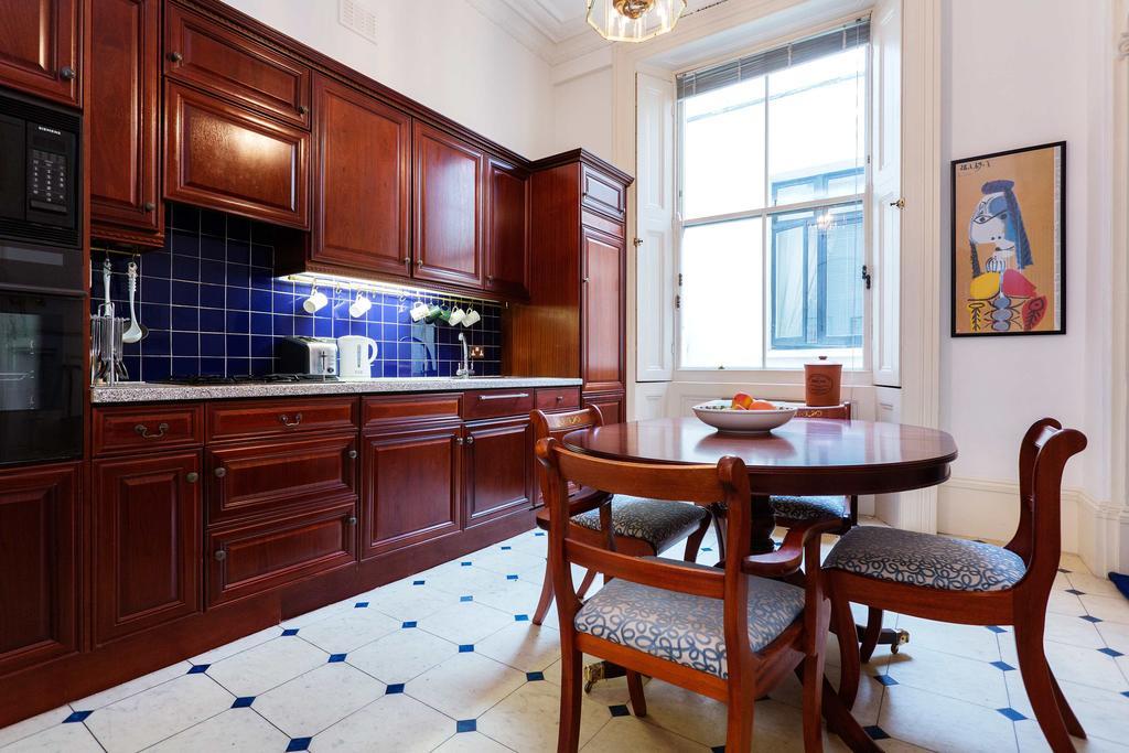 לונדון Veeve - Queen'S Gardens Flat חדר תמונה